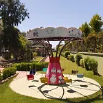 Ośrodek wypoczynkowy Botanik 5*