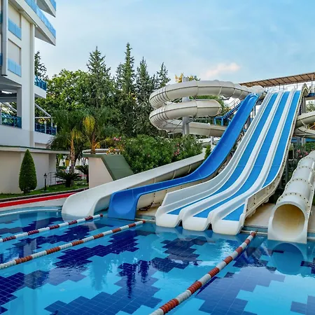 Botanik Rezort 5*